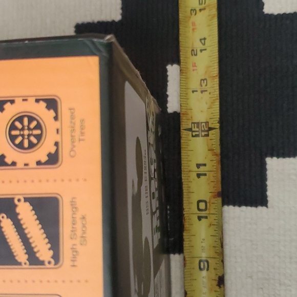 Blue Rock Crawler 1:18 Scale 4WD Rally Car 2.4GHz Radio Control RC Hobby Toy New - Picture 12 of 13